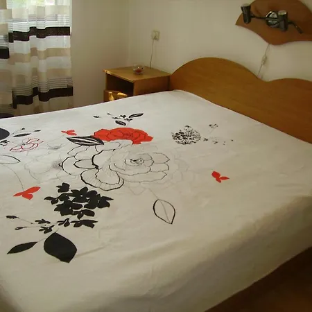 Zoya Dimitrova 3* Sozopol